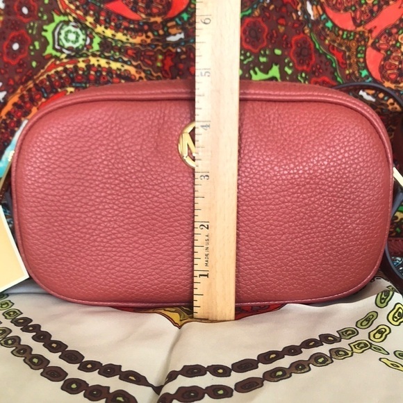 Brand New Michael Kors Genuine Leather Cinnamon Double Zippered Crossbody Purse - Picture 5 of 14